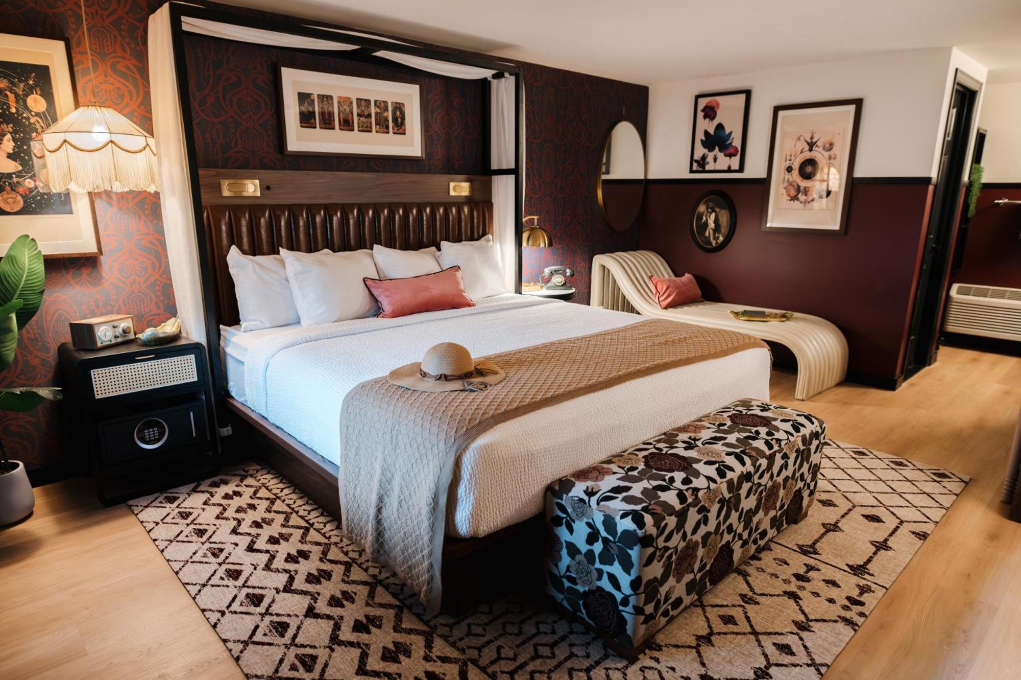 Uncommoner Hotel By Reverie Boutique Collection West Yarmouth Extérieur photo